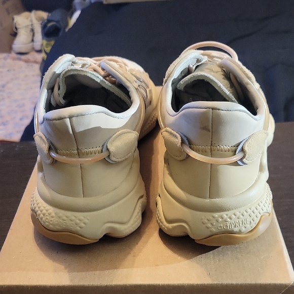 Adidas Ozweego Pale Nude (2022) Mens 9 Womens 10.5 EUC - Picture 5 of 8